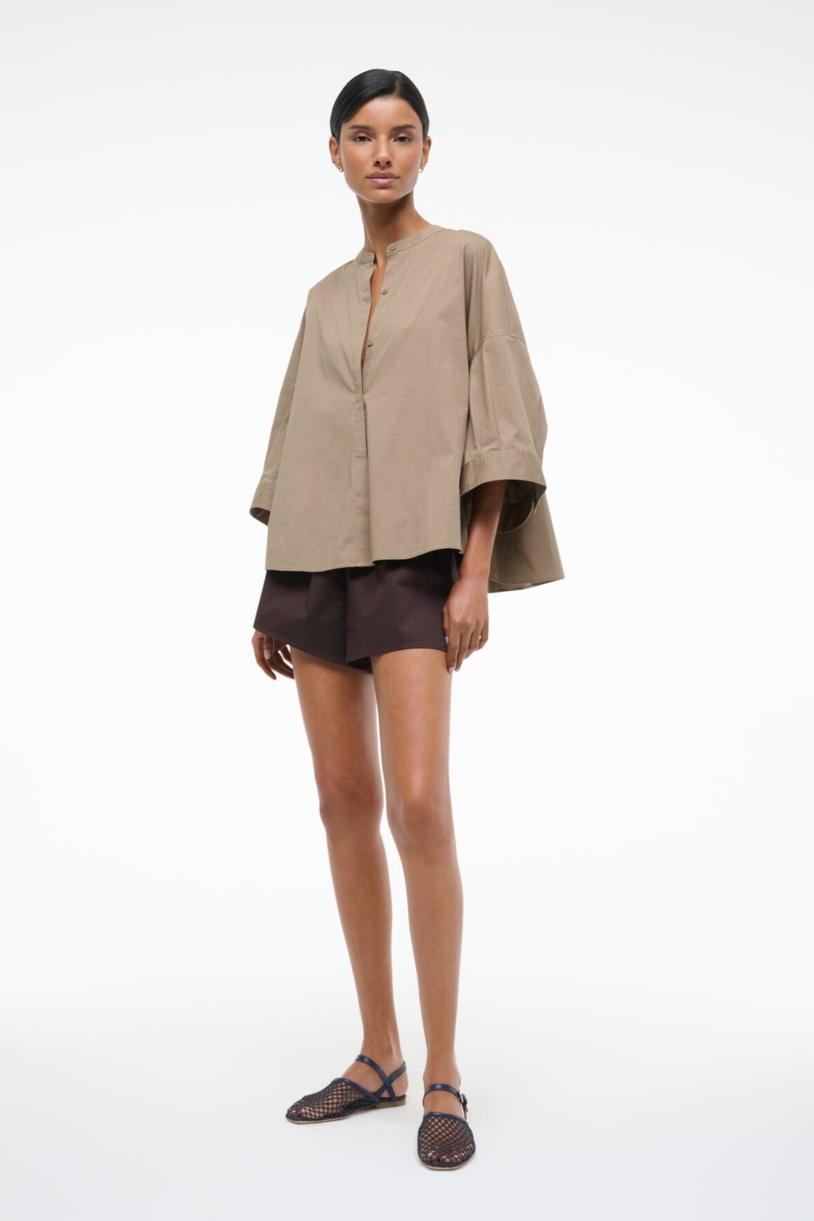Image ENZO TOP | TAUPE 1 of 7 and Clicking this image will trigger a zoom pop-up